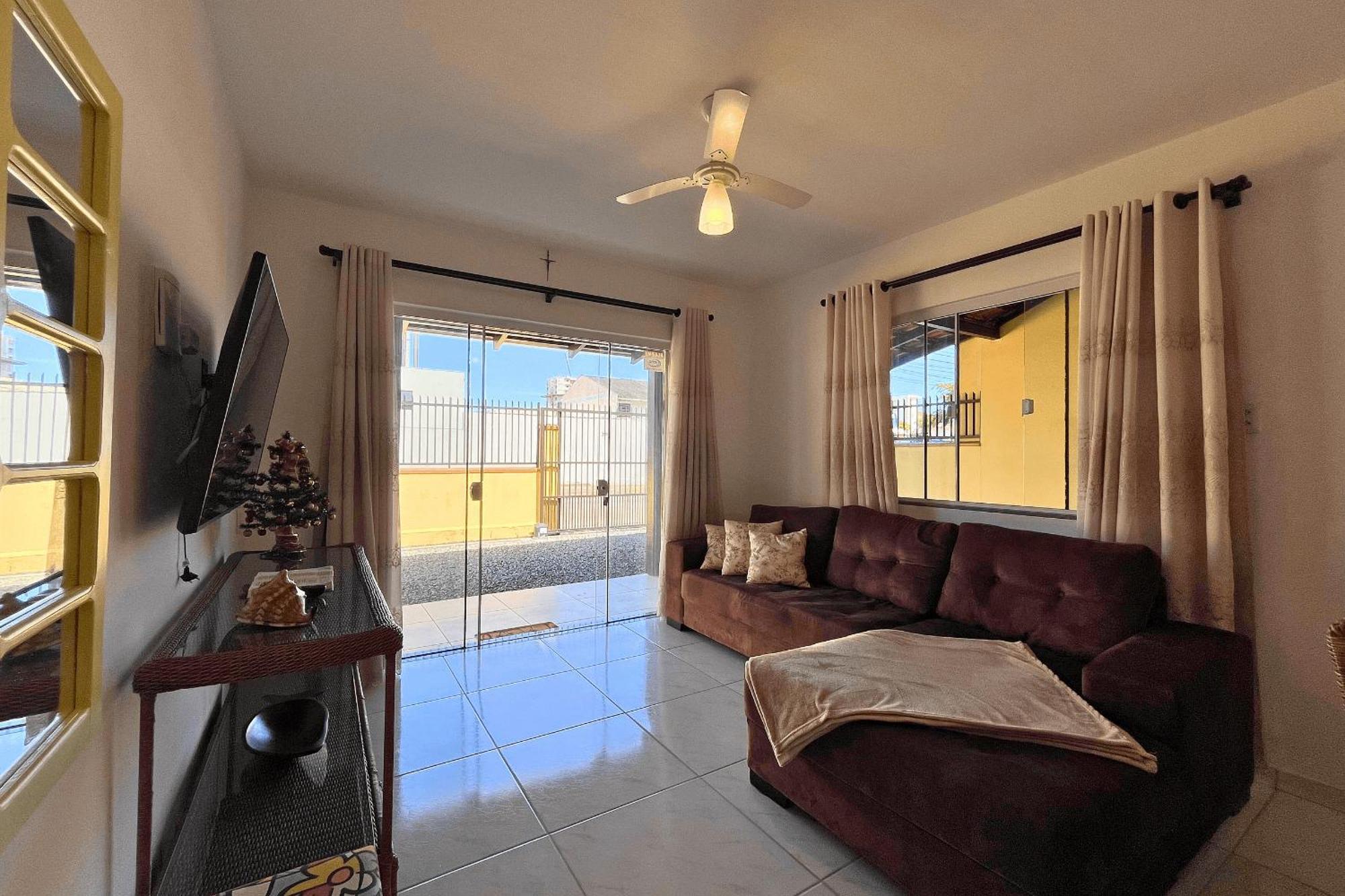 Casa Amarela - Wifi - Prox E Beto Carrero Holiday home