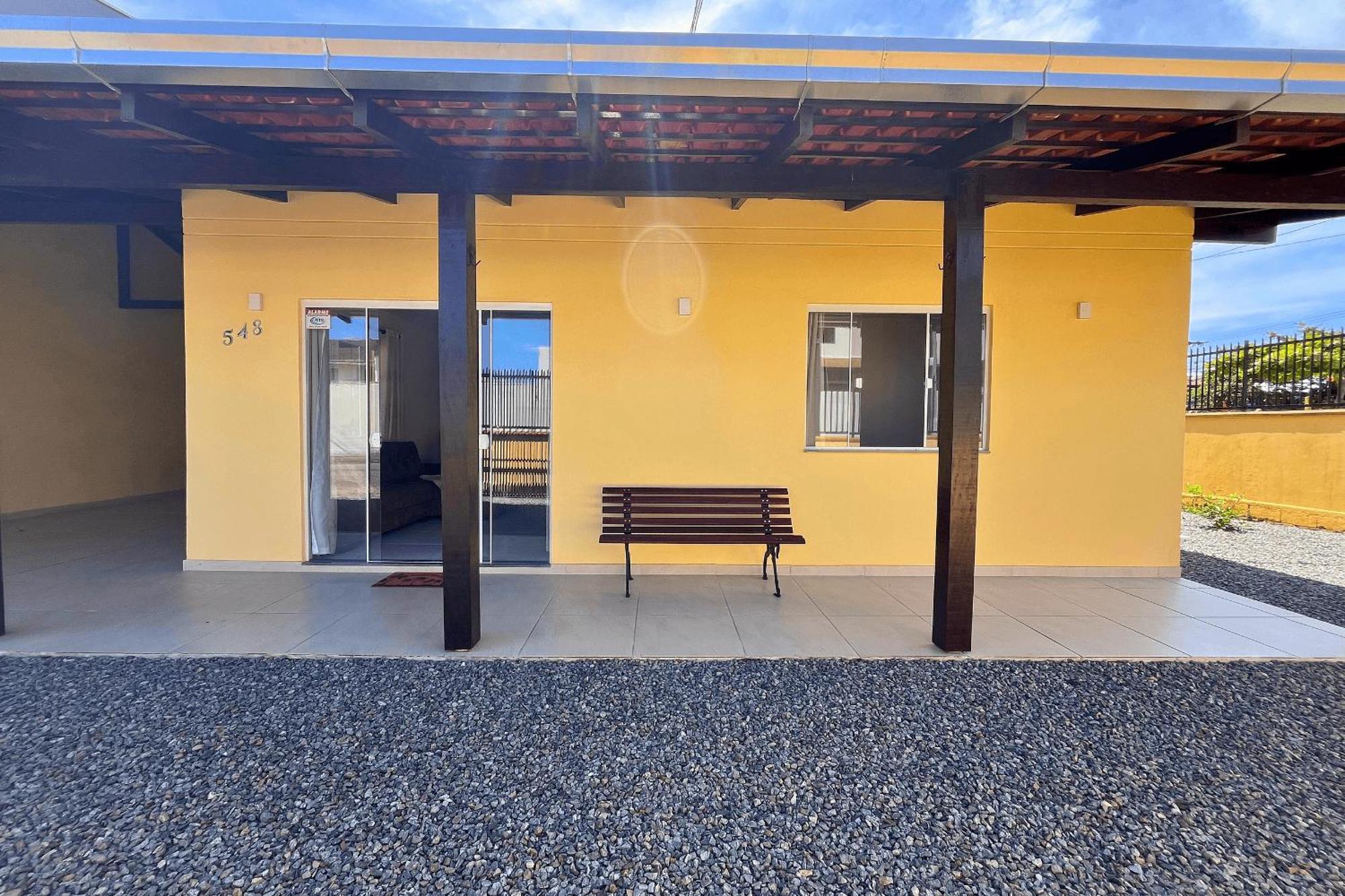 Casa Amarela - Wifi - Prox E Beto Carrero Penha (Santa Catarina)